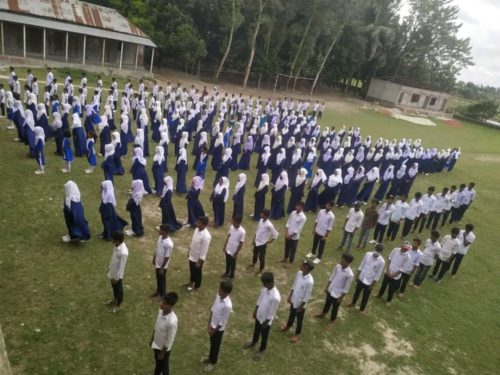 স্কুল প্রাঙ্গণের কিছু মুহূর্ত